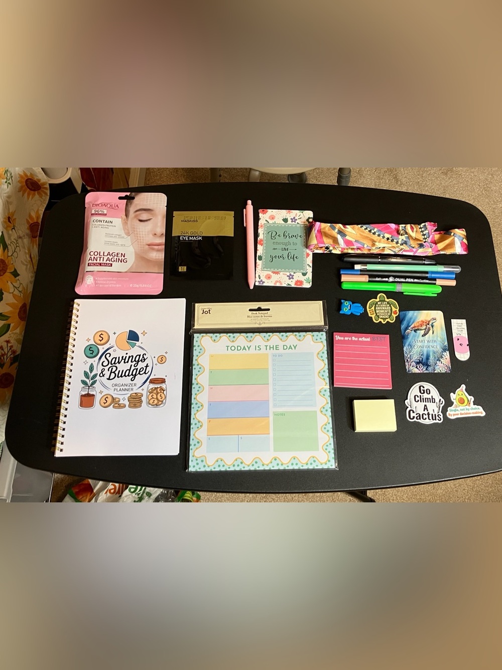 Savings budget workbook. Daily planner pocket notebook and more.
